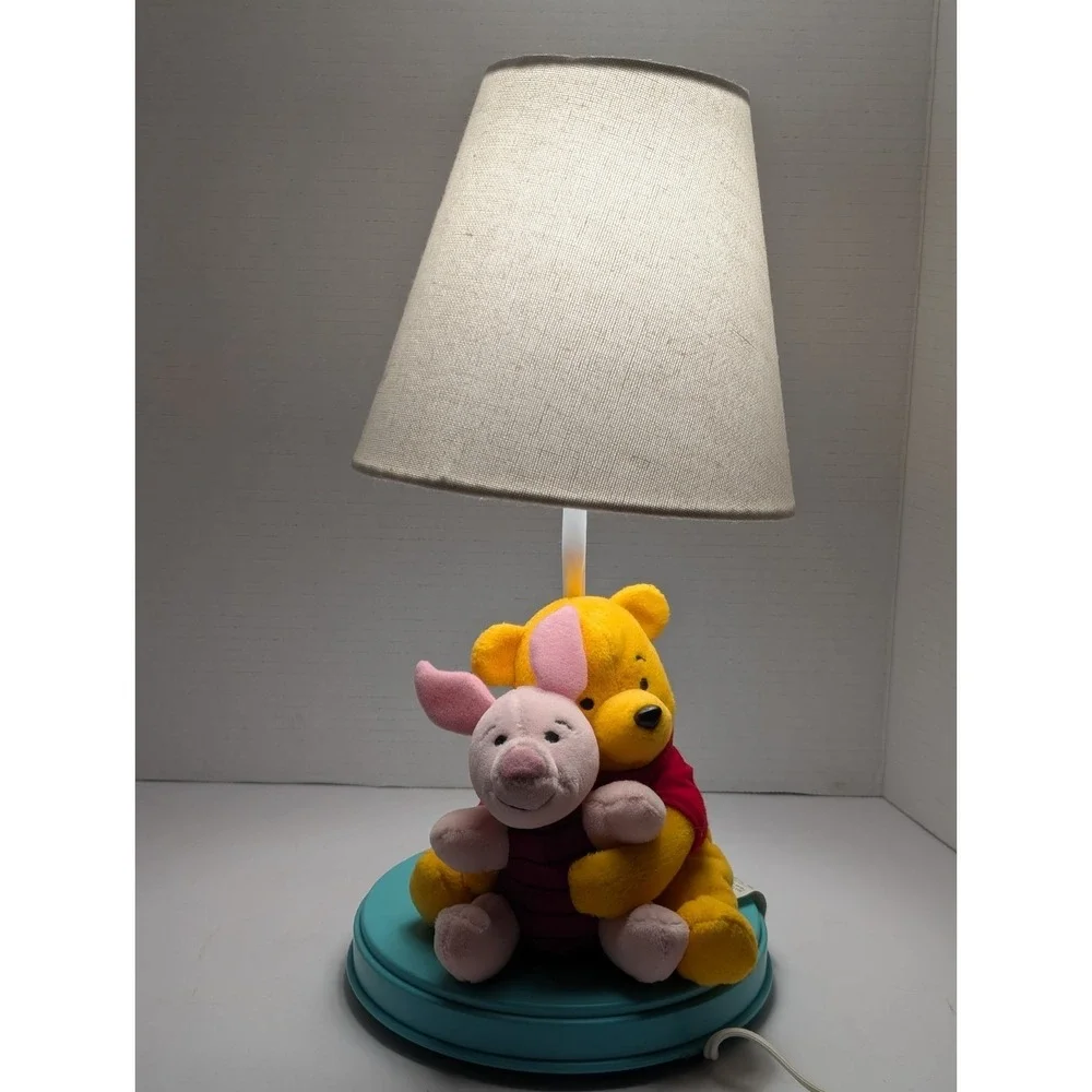 Rare VTG  Winnie The Pooh Piglet Disney Table Top Nursery Lamp and Shade Working